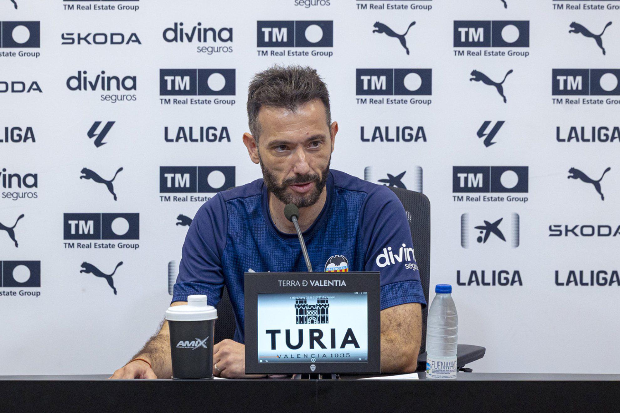 旺财28-瓦伦主帅:西甲理应保障球迷权益;1-7和0-5是执教生涯的重挫